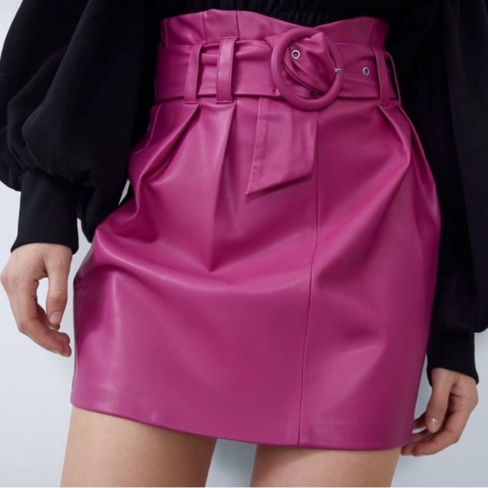 NWT ZARA Faux Leather Belted Mini Skirt in Fuchsia Pink, Size XS